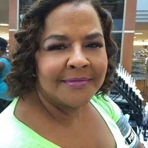 Meet your Posher, Crystal